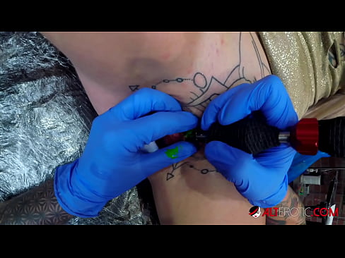 ❤️ Sully Savage oo aad u tattooed ayaa Kintirkeeda ku sawirtay tattoo ❤  annaga %so.ergoupa.top ❌